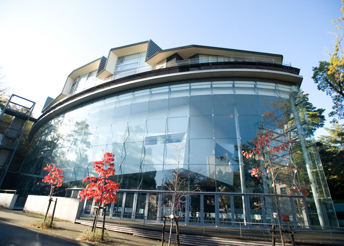野依記念学術交流館